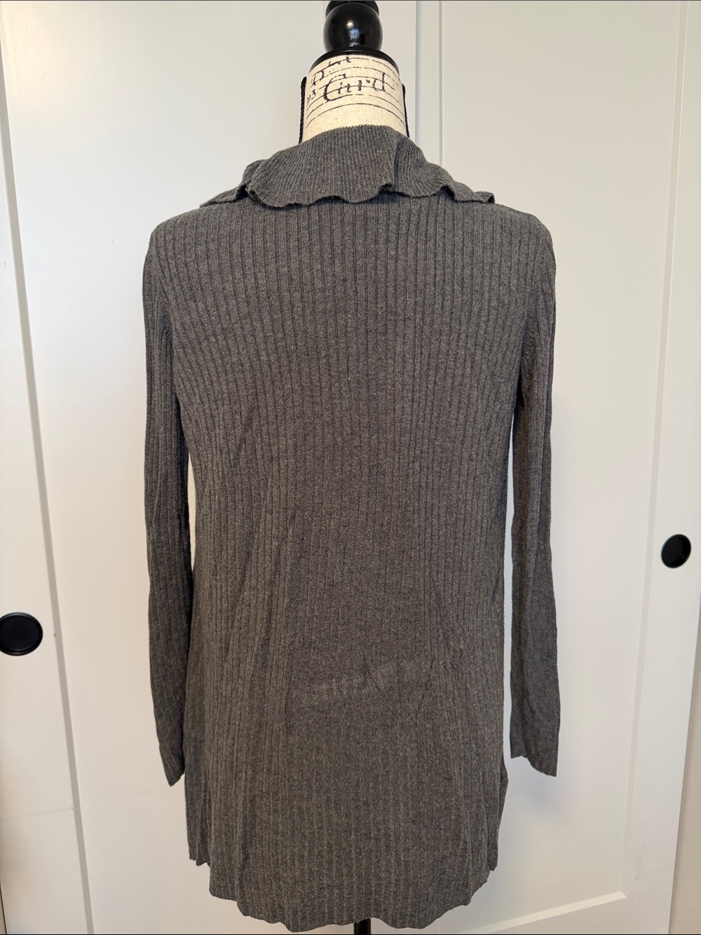 Ruffled Cardigan - Picture 2 of 3